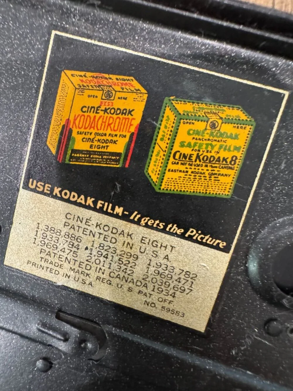 Vintage 1930s Cine Kodak Eight Model 25 — 8mm Film Movie Camera